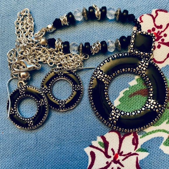 Kenneth Cole Silver Tone & Black Enameled Necklace & Earring Set - Picture 3 of 8